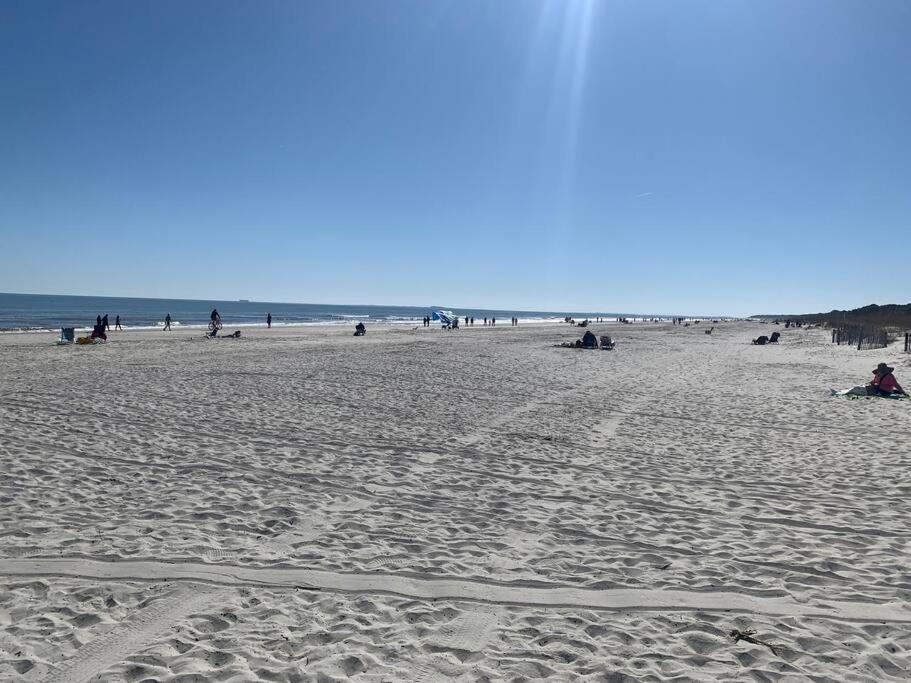 Seaforever-King Bed, Ocean Views With Beach Bikes Pulau Hilton Head Luaran gambar